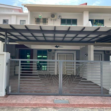 El Homestay Melaka ภายนอก รูปภาพ